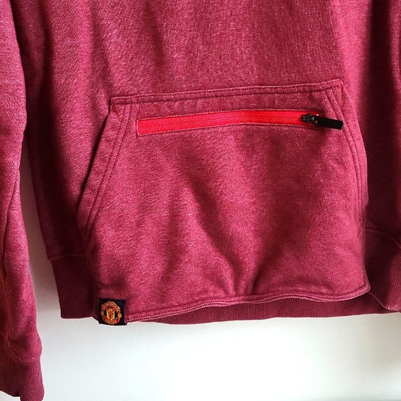 Manchester United Hoodie - Adult Small - Picture 3 of 6
